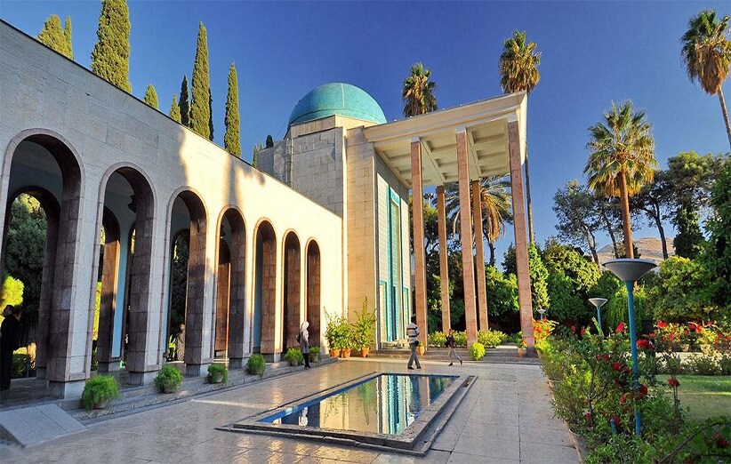 آرامگاه سعدی کجاست